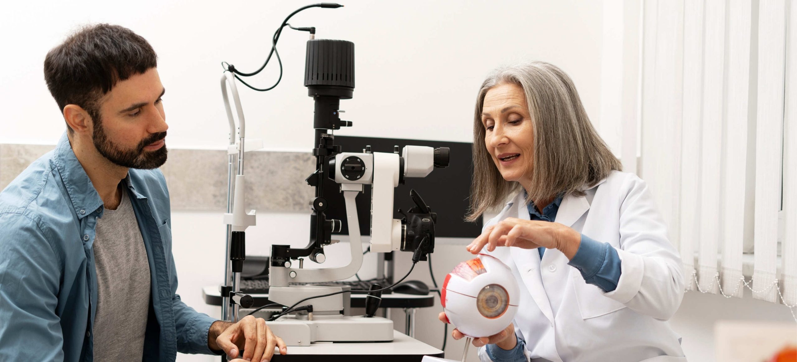 Personalized Optical Solutions Why is every Phakic lens as unique as a fingerprint 1